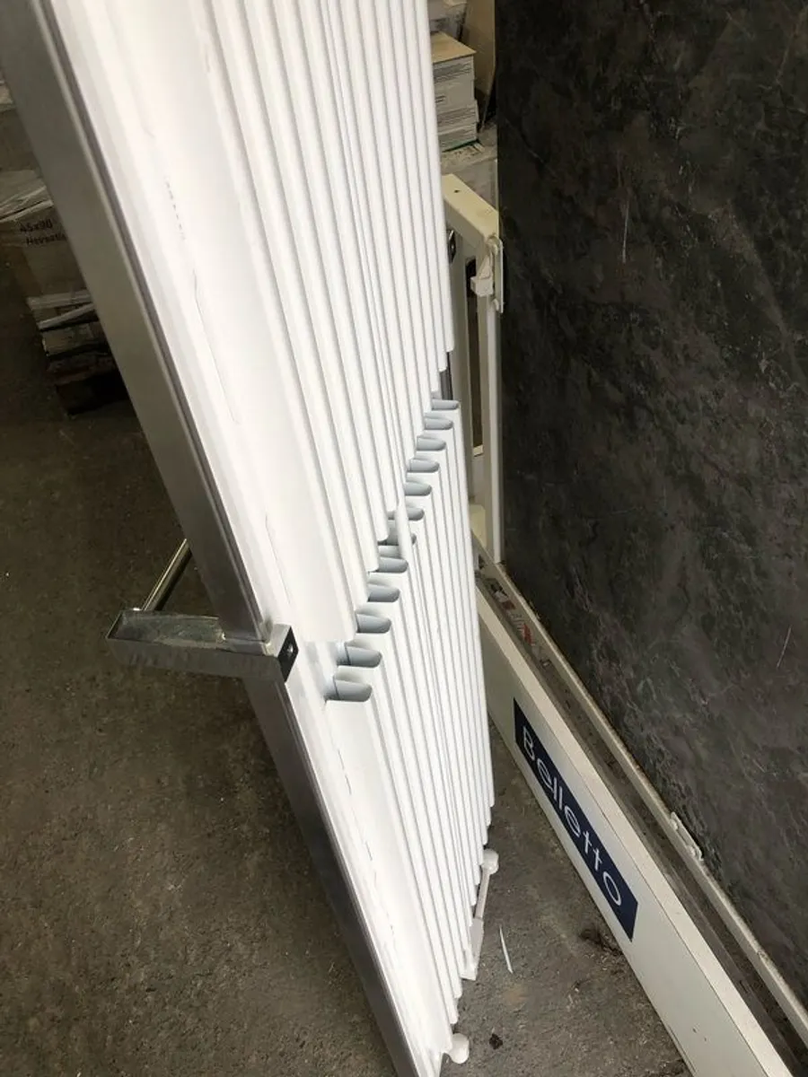 Vasco vertical radiator stainless steel - Image 4