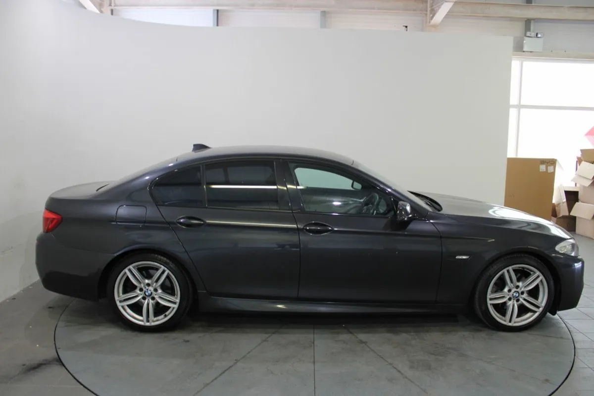 BMW 5 Series 520D M Sport Auto - Image 4
