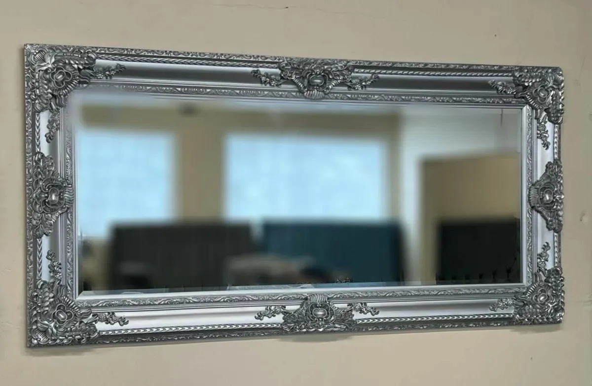 Brand New mirror - Image 1