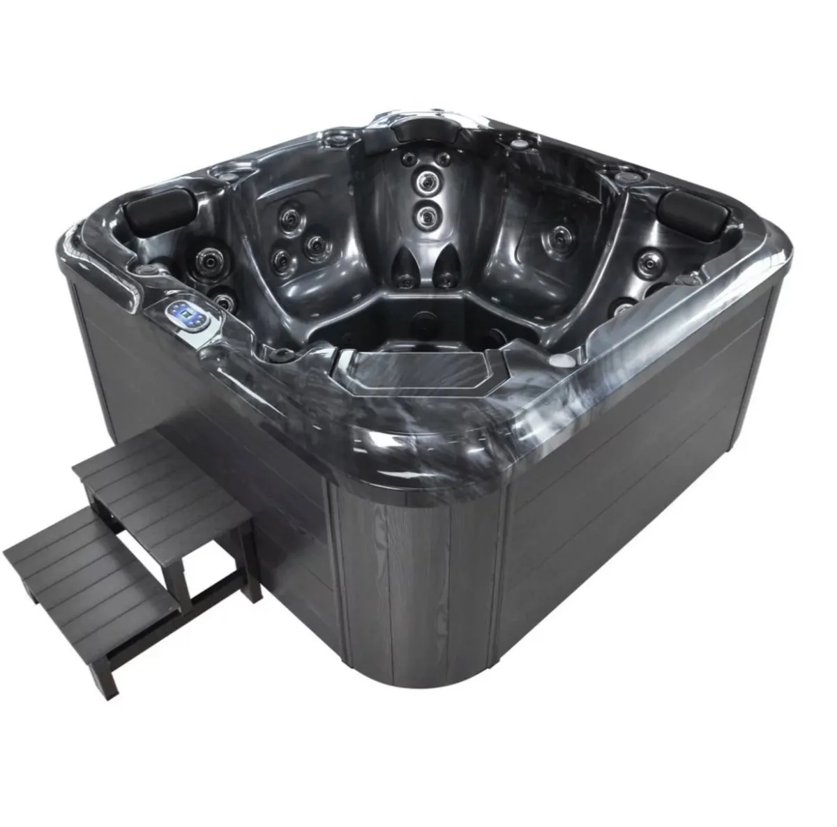 Hot tub - Image 2