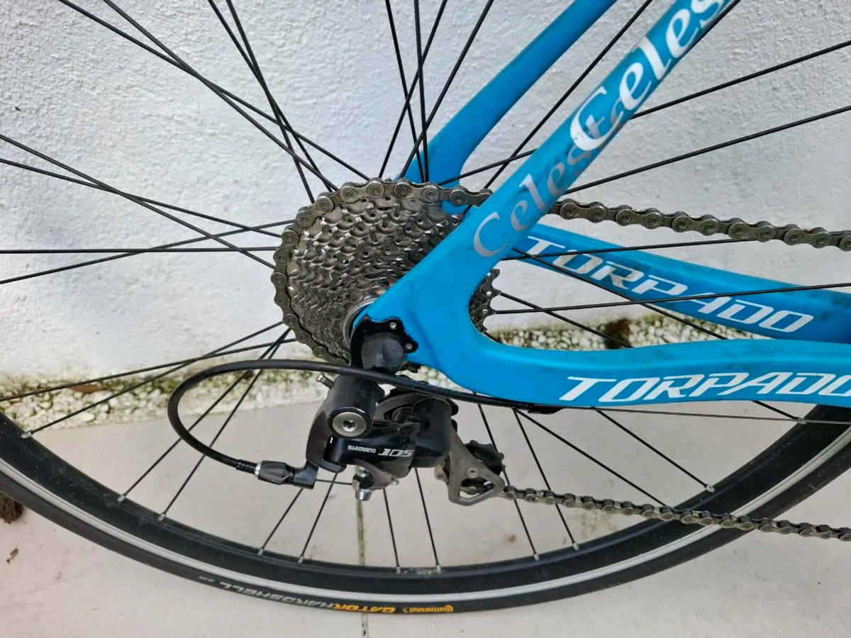 Torpado Celeste carbon road bike - Image 3