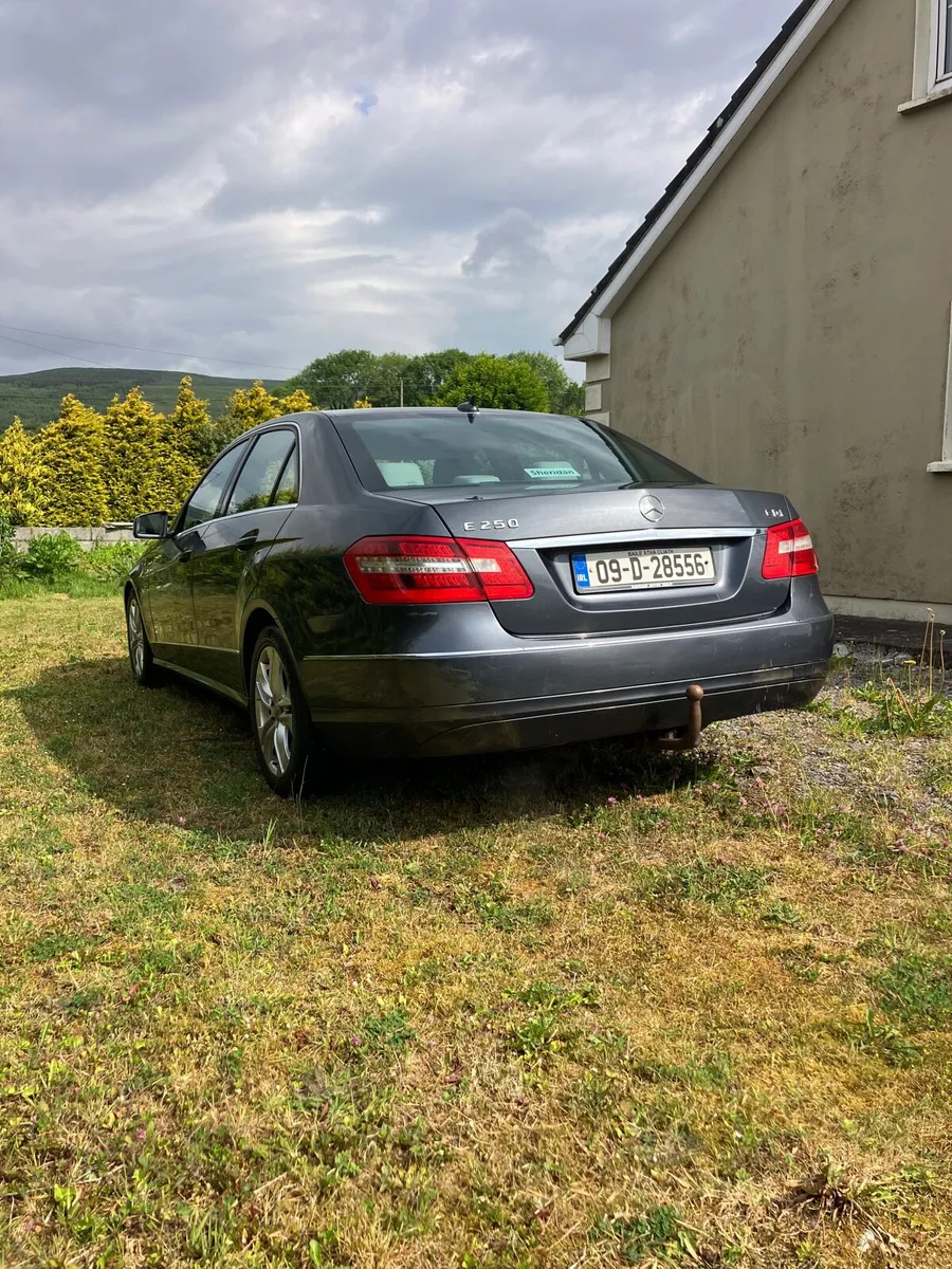 Car - Image 1