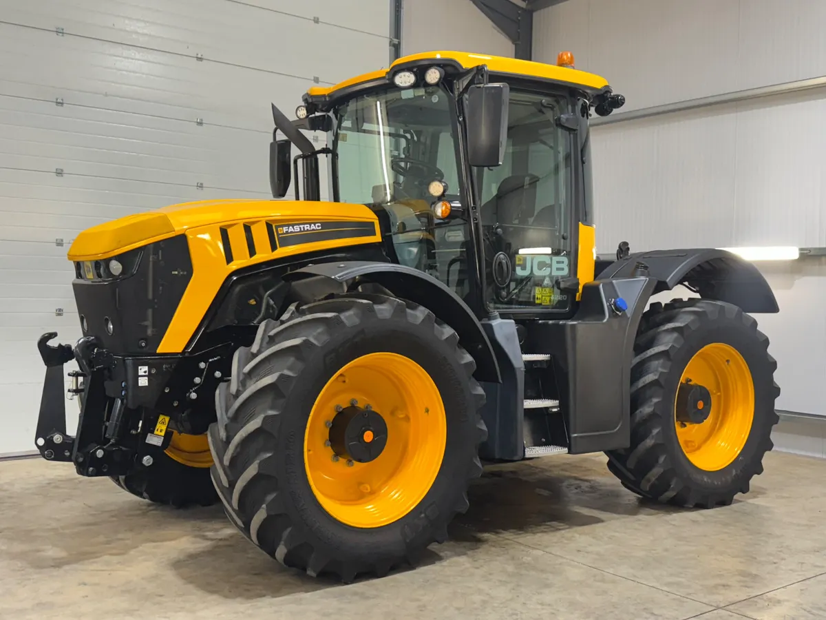 JCB 4220 Fastrac ***Only 2500 hours!*** - Image 2