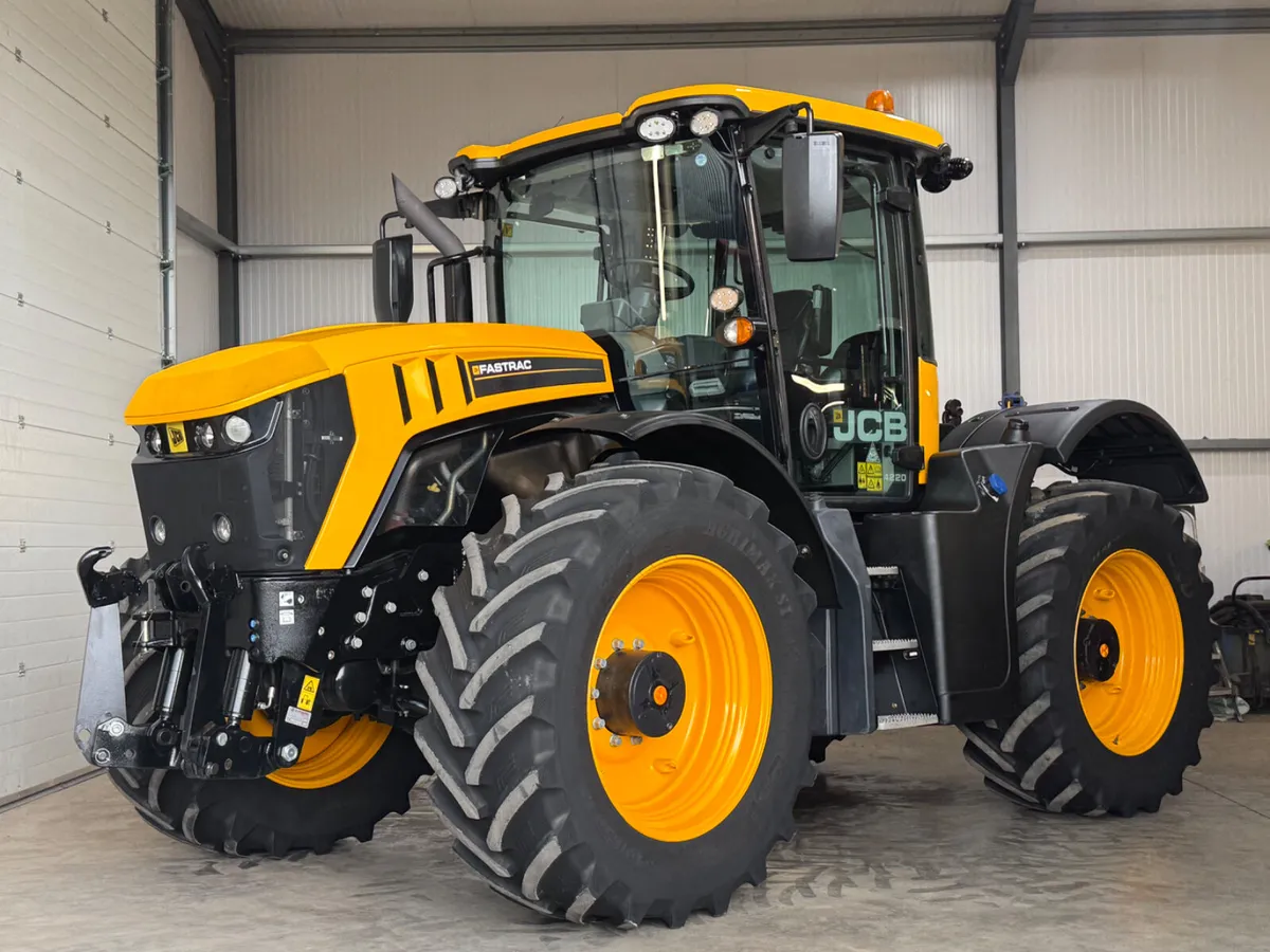 JCB 4220 Fastrac ***Only 2500 hours!*** - Image 1