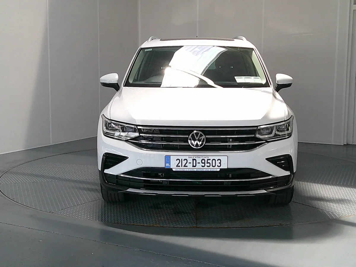 Volkswagen Tiguan 2021 - Image 2
