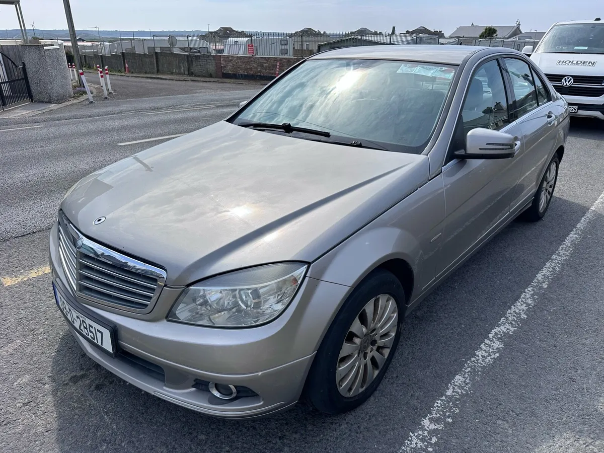 Mercedes - Image 1