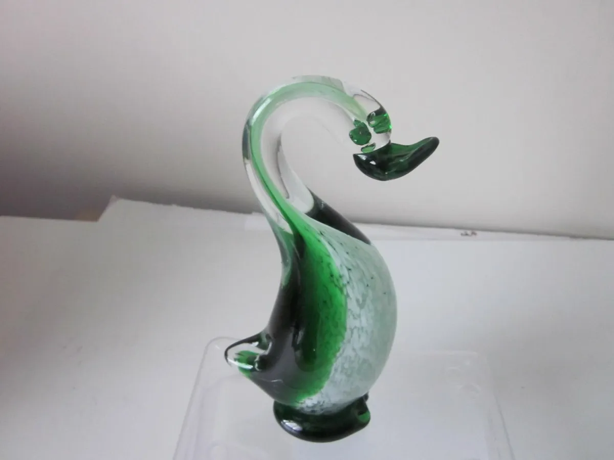 Green /Speckle White Art Glass Swan/ Duck - Image 3
