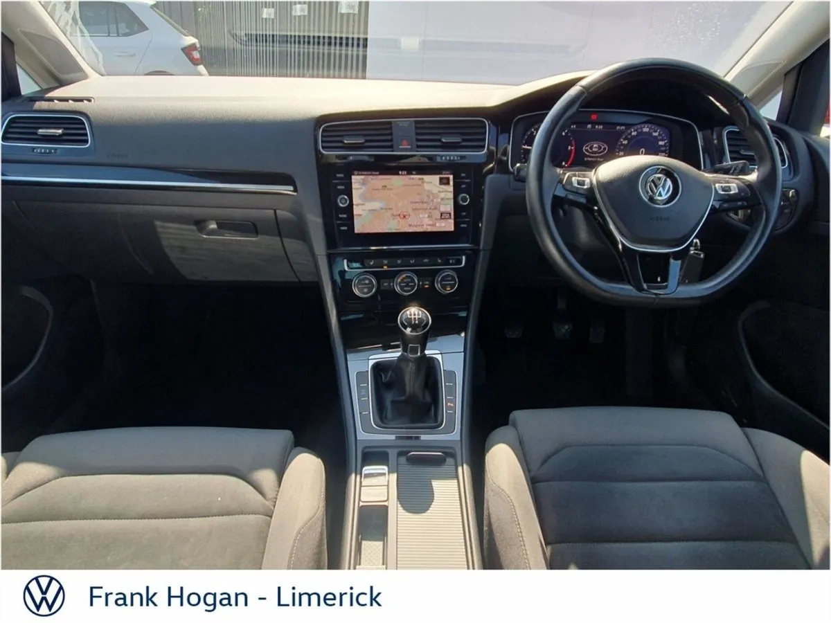 Volkswagen Golf Highline 1.6 TDI 5DR 115HP - Call - Image 2