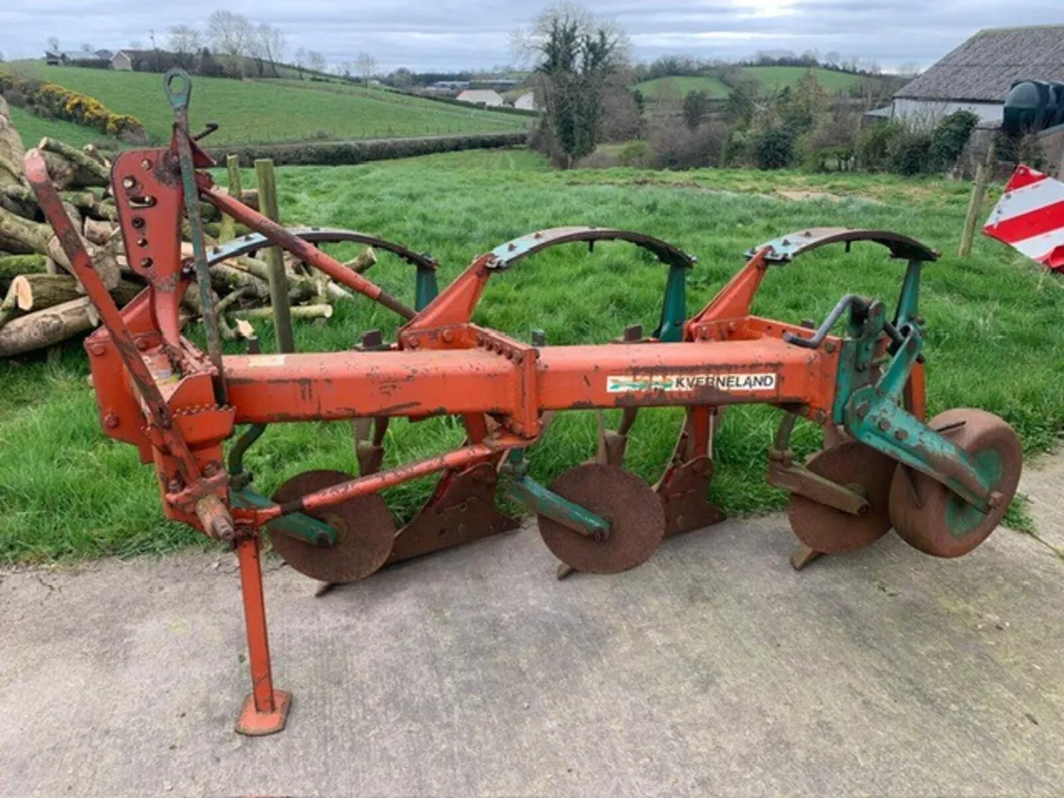 KV 3 X 14" NO 8 PLOUGH - Image 4