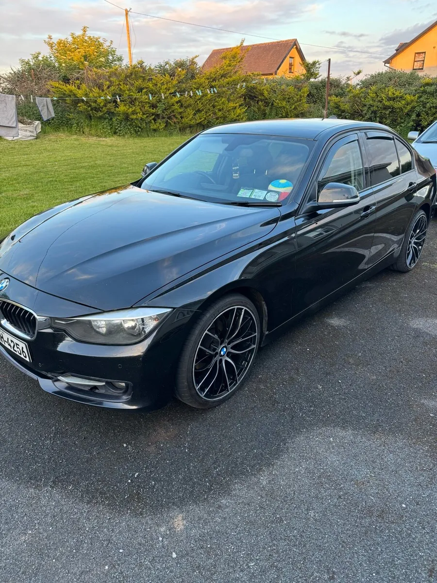 BMW 320D Sport - Image 1