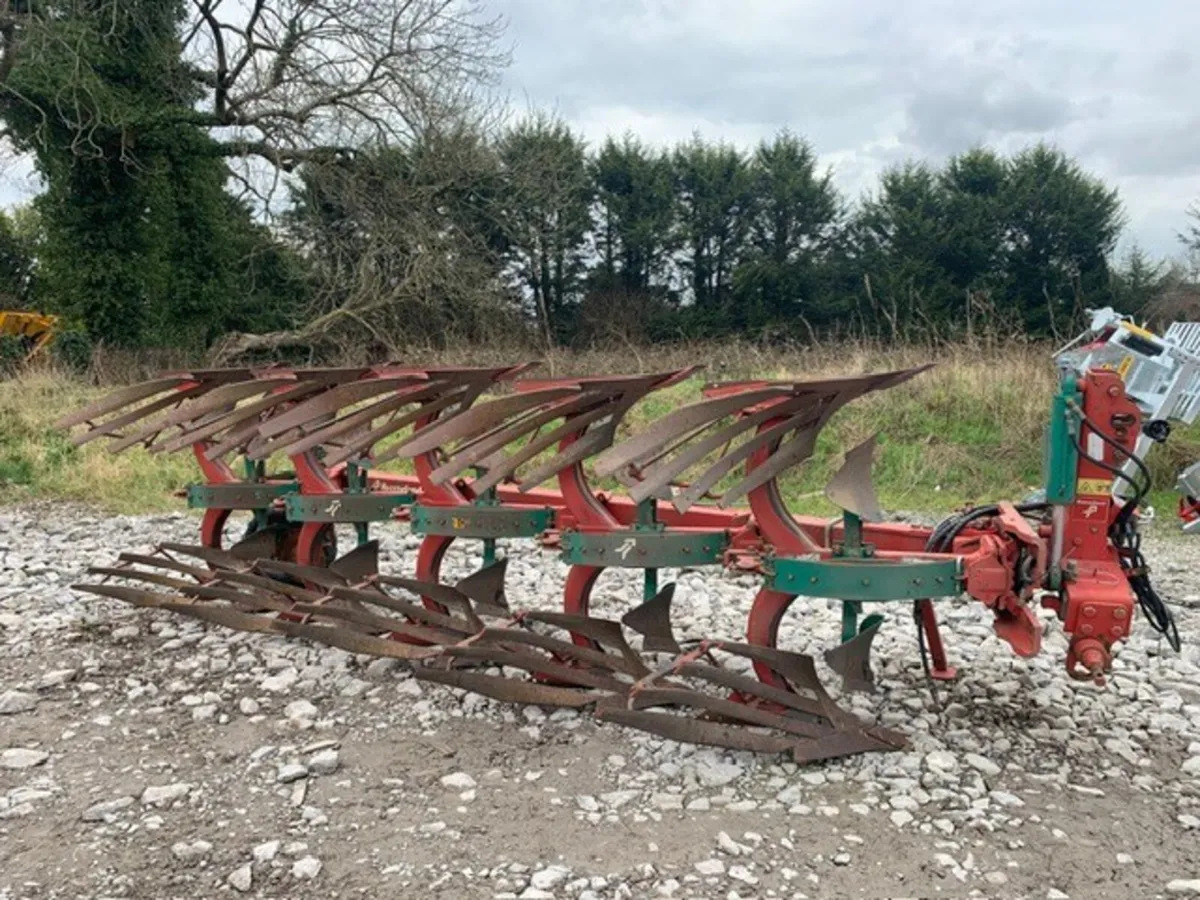 KV 5 FURROW ES200 HYD VARI WIDTH, SLATTED - Image 1