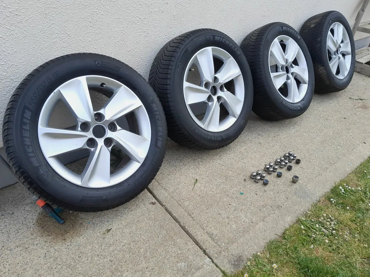 ALLOY WHEELS 17" - Image 1