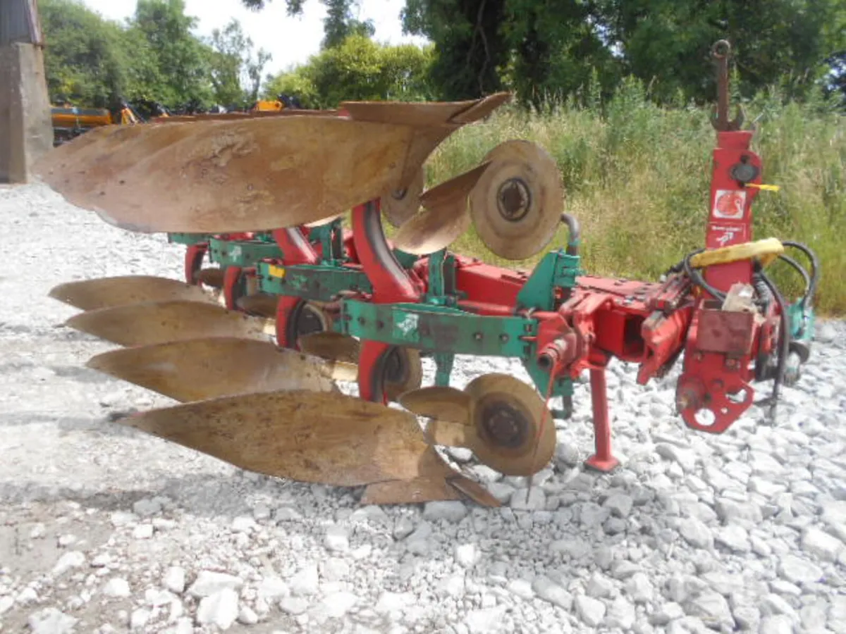 KV 4 X 14" EM NO28 PLOUGH - Image 2