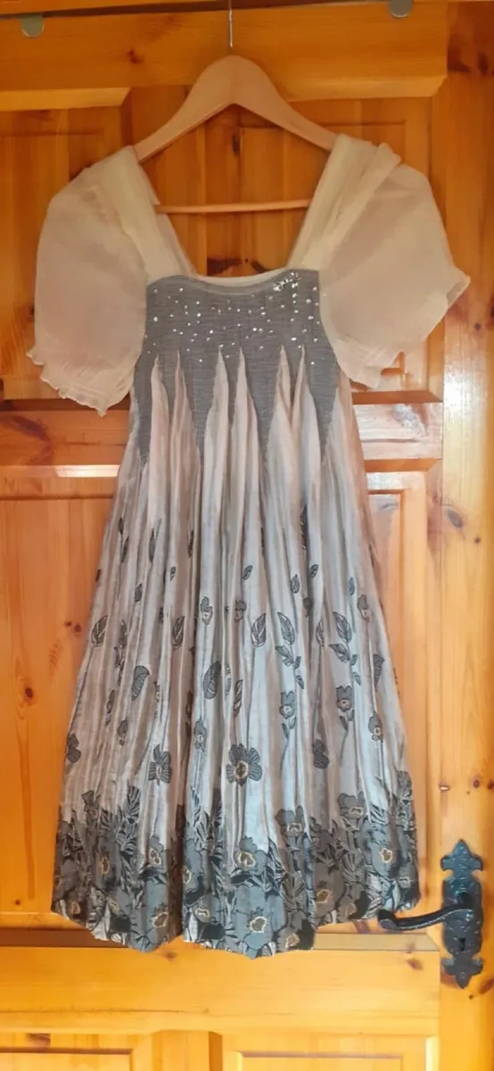 Dress - tulip style