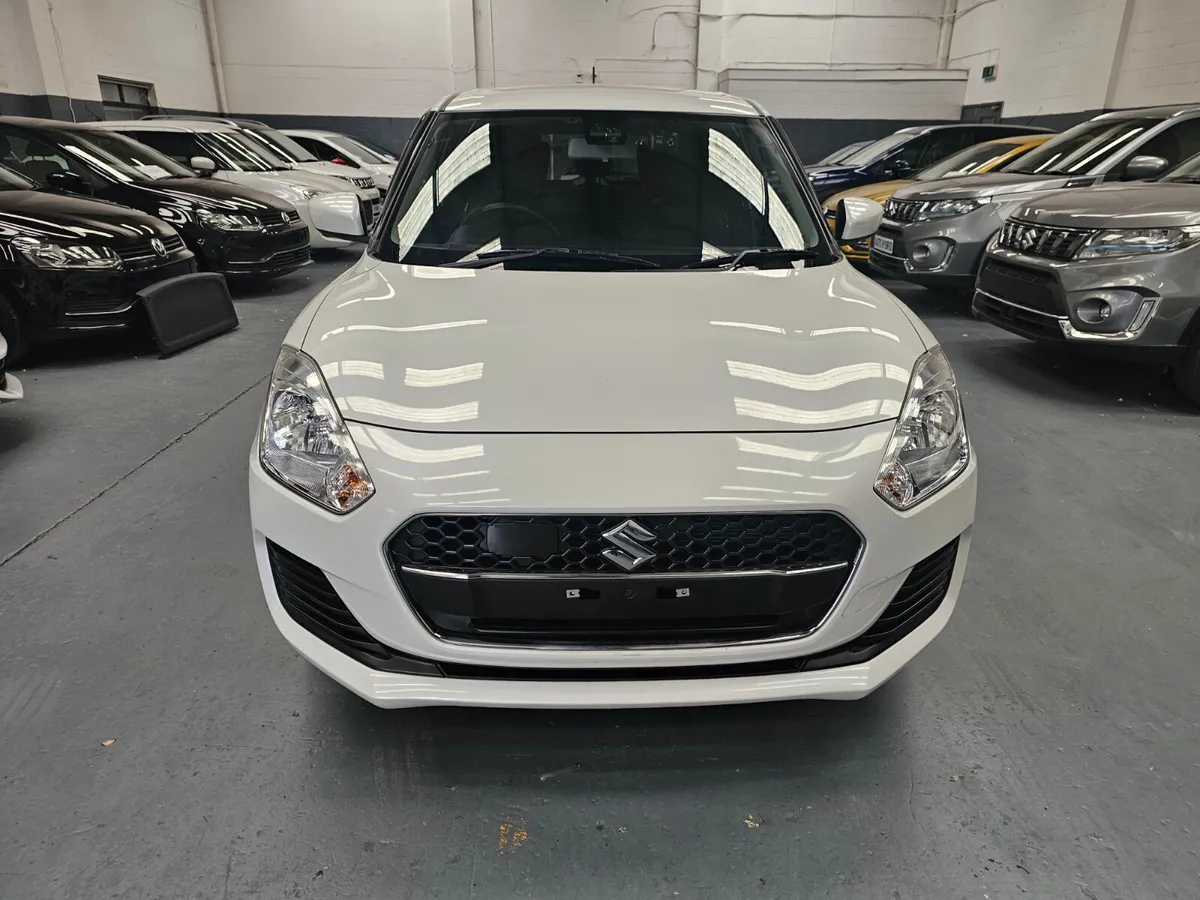 Suzuki Swift Auto 1.2 Petrol 2019 - Image 2