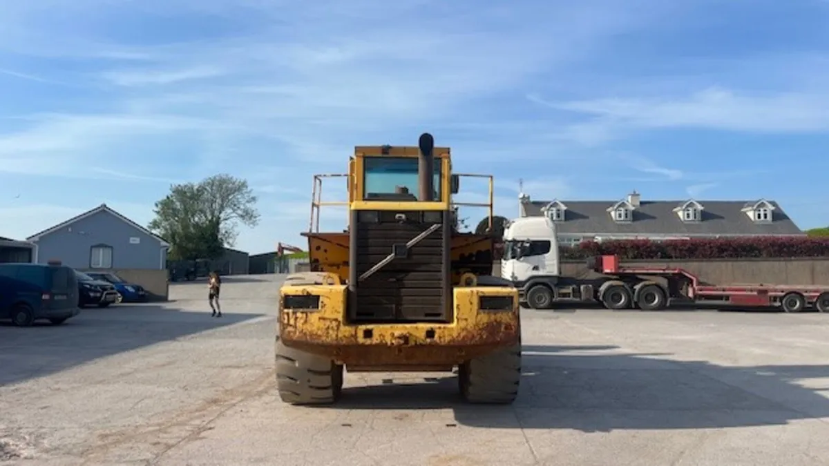 1998 Volvo L180C - Image 2