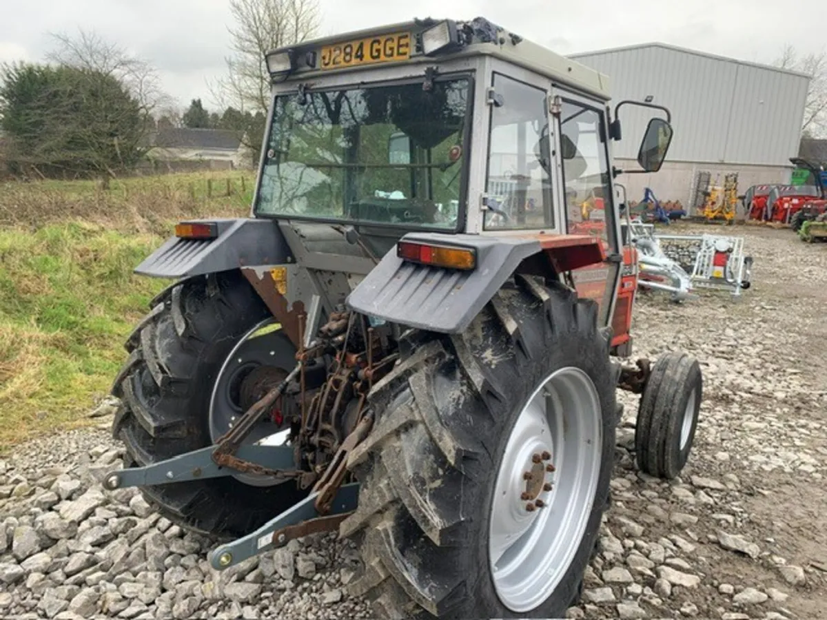 MF 390 2WD TRACTOR - Image 4
