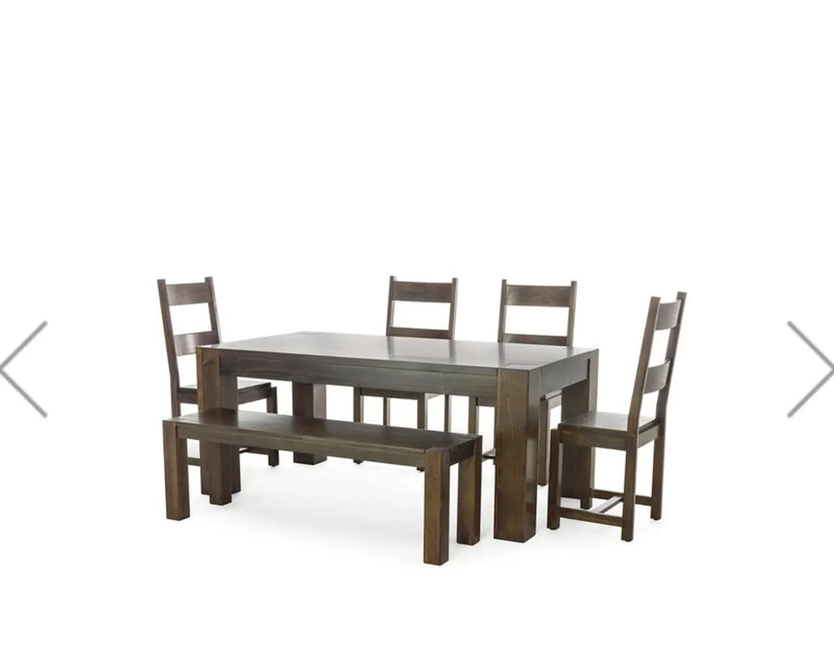 Dining room table - Image 1