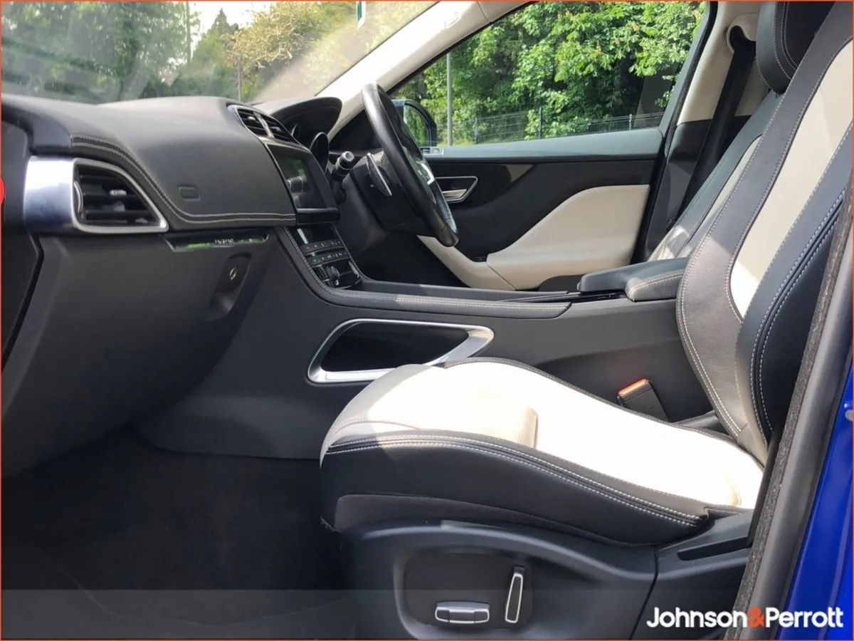 Jaguar F- PACE RWD 2.0 D 180PS R-sport Auto 24  V - Image 3