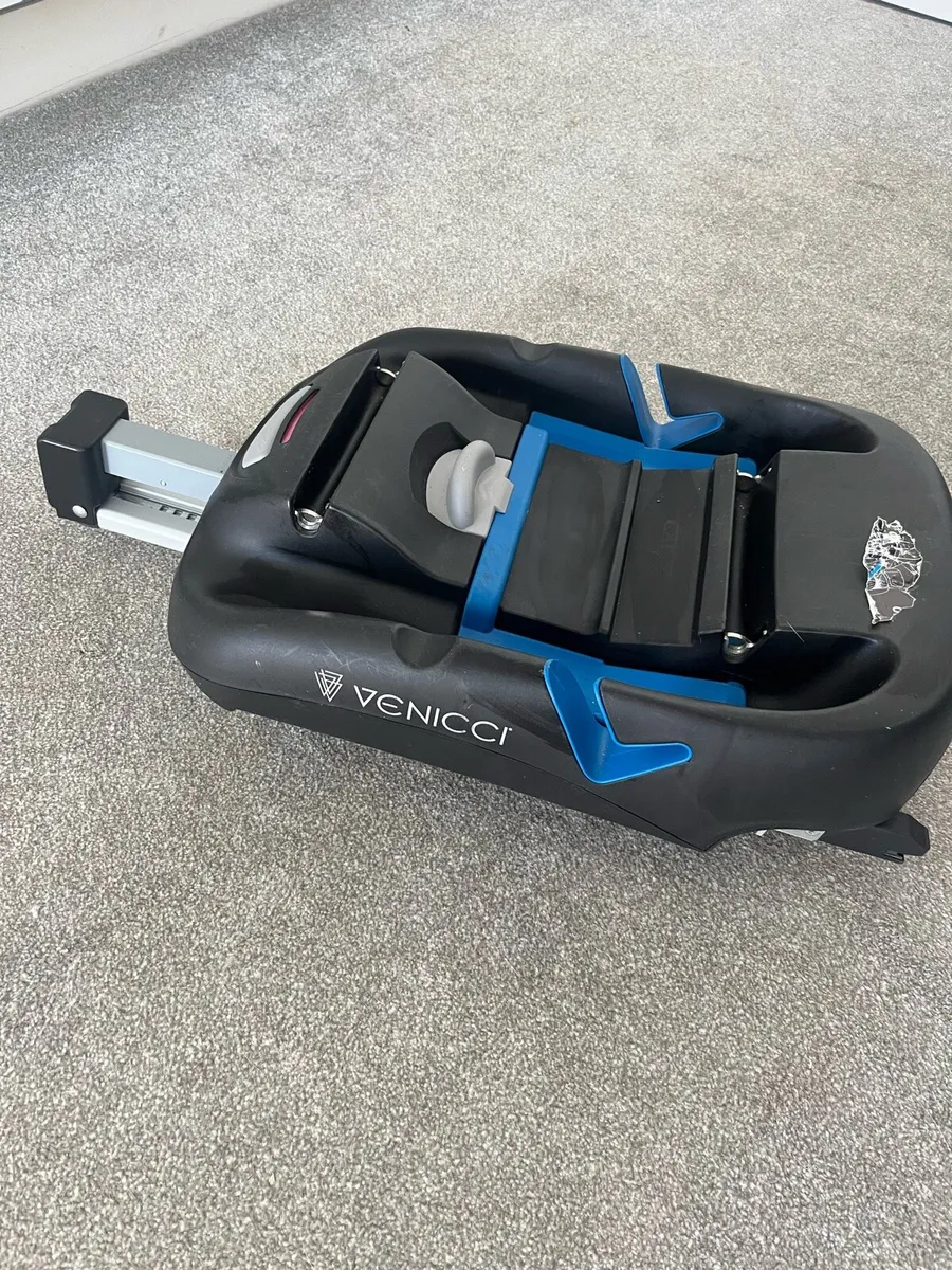 Venicci Isofix Base - Image 1