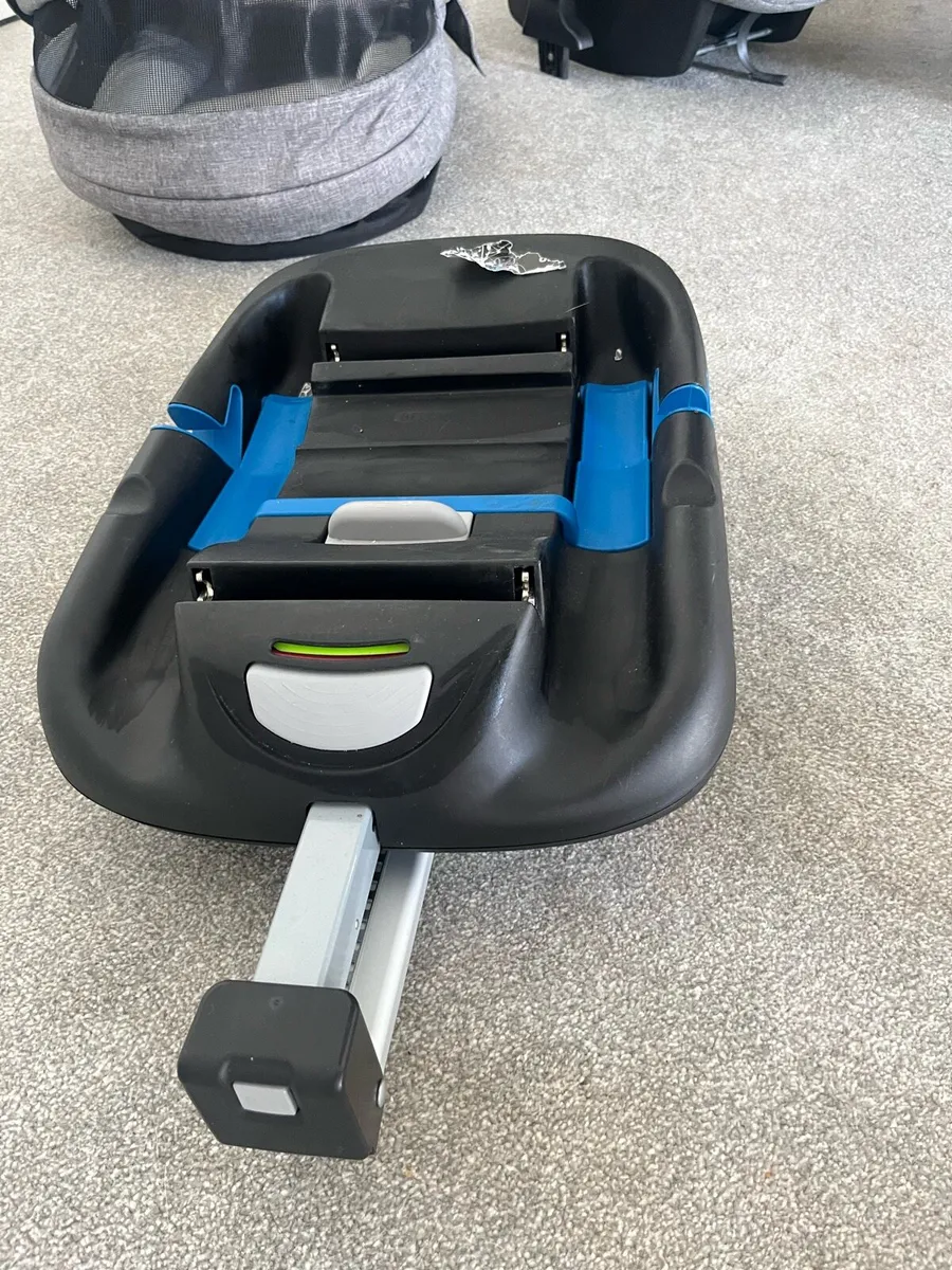 Venicci Isofix Base - Image 3
