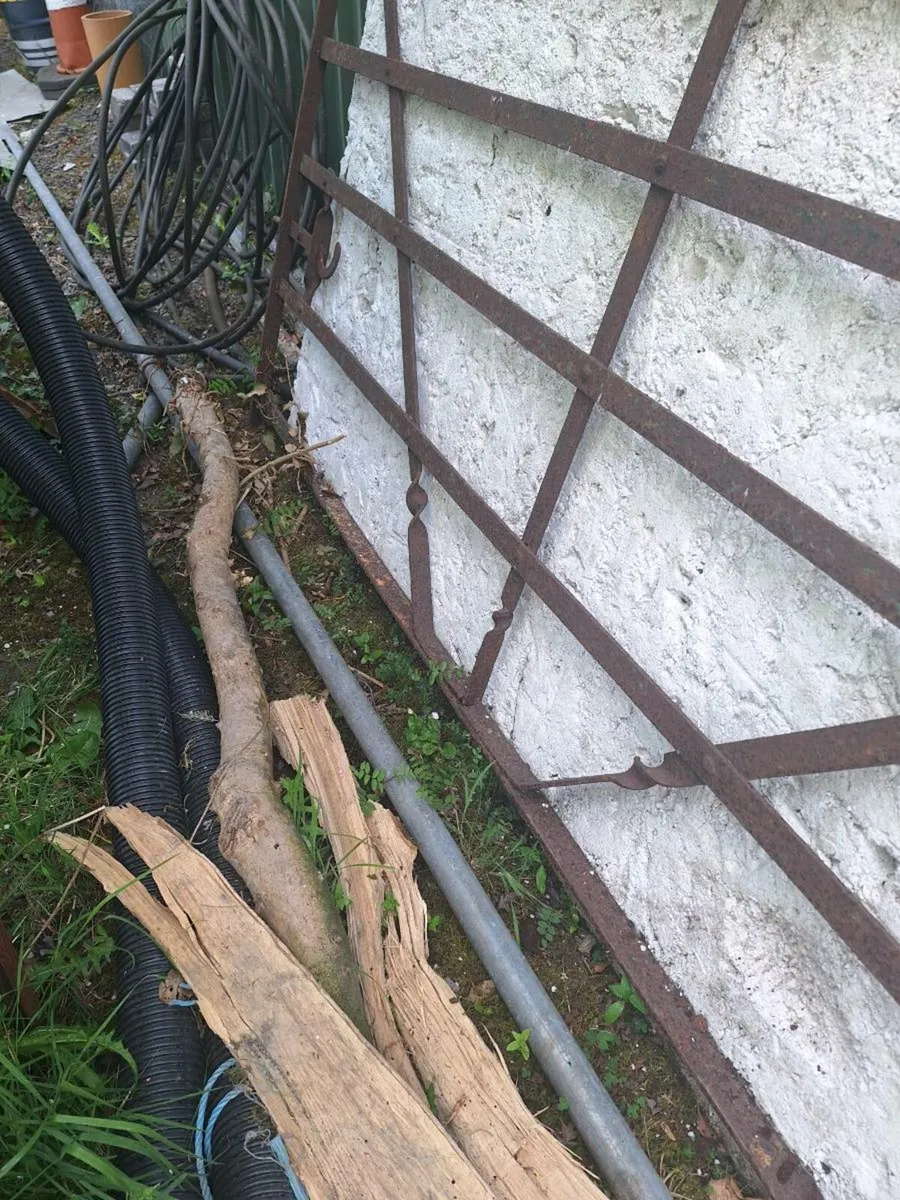 Wrought iron gate - Image 3