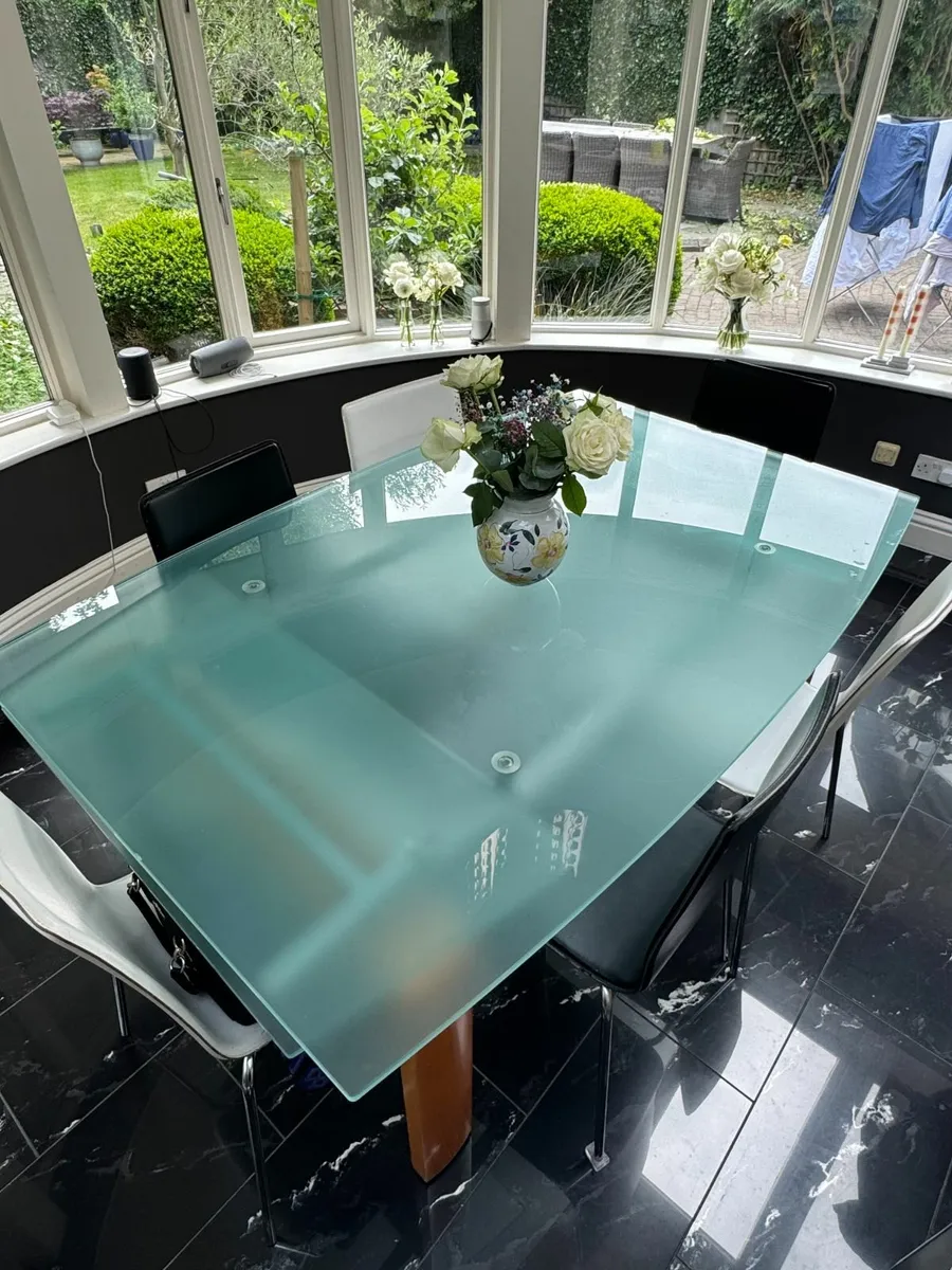 Kitchen Table - Image 2