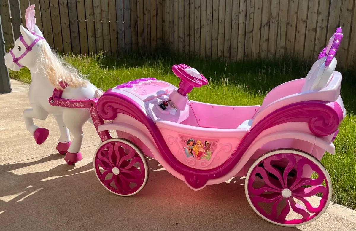 Princess Carriage (electric motorised kids toy) - Image 1