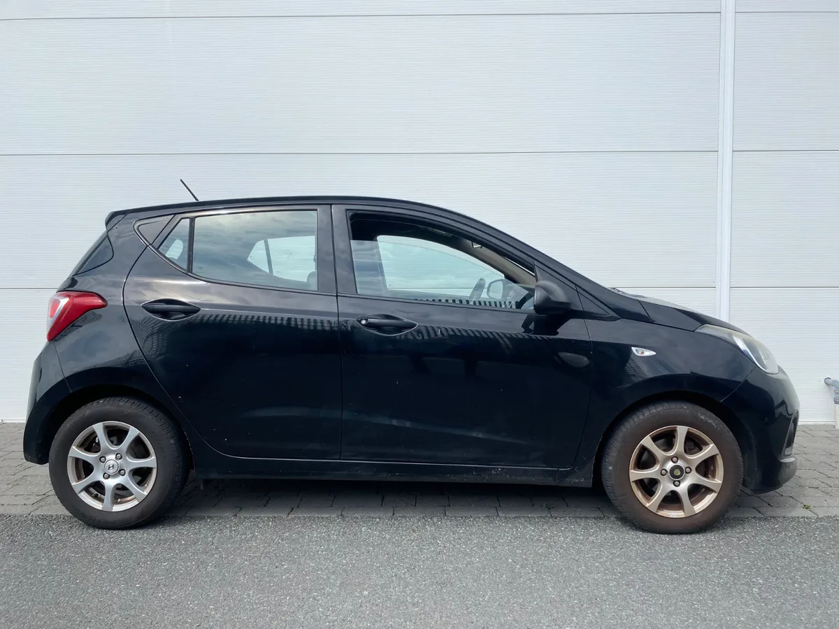2015 HYUNDAI I-10 CLASSIC 1.0i 5D NCT TAX - Image 4
