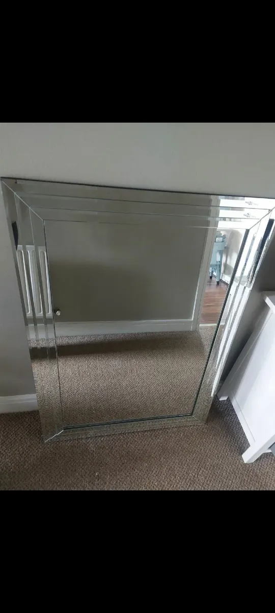 Mirror - Image 3