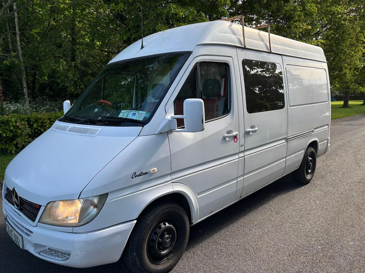 2005 MERCEDES SPRINTER 313CDi 2 BERTH CVRT JULY 26 - Image 1