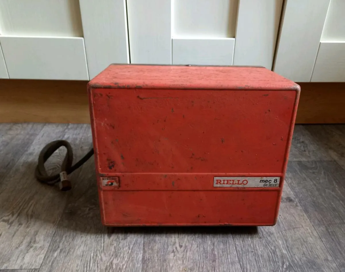 Riello Oil Burner - Image 1