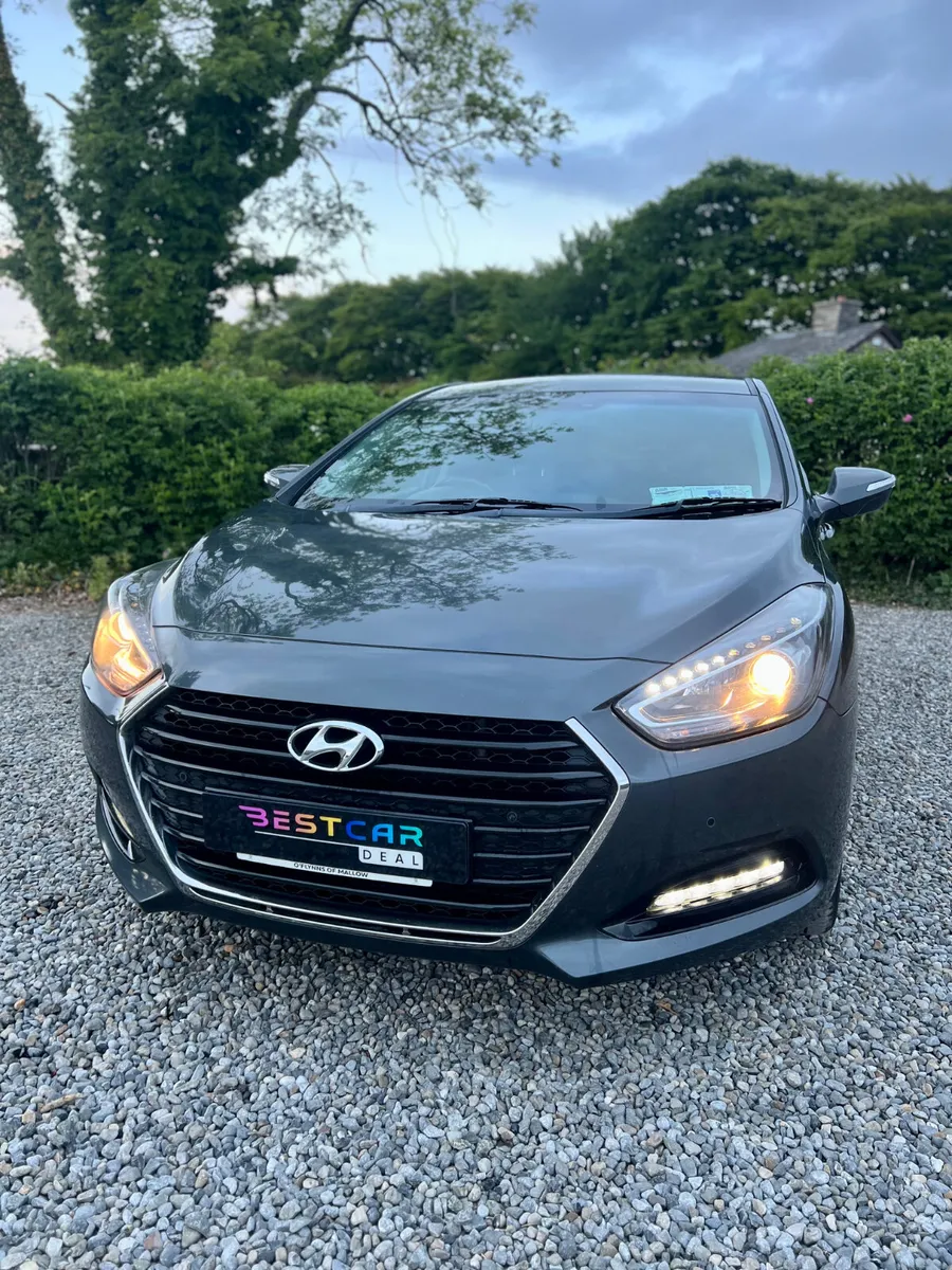 2017 Hyundai i40 Executive 2017 1.7 crdi - Image 3