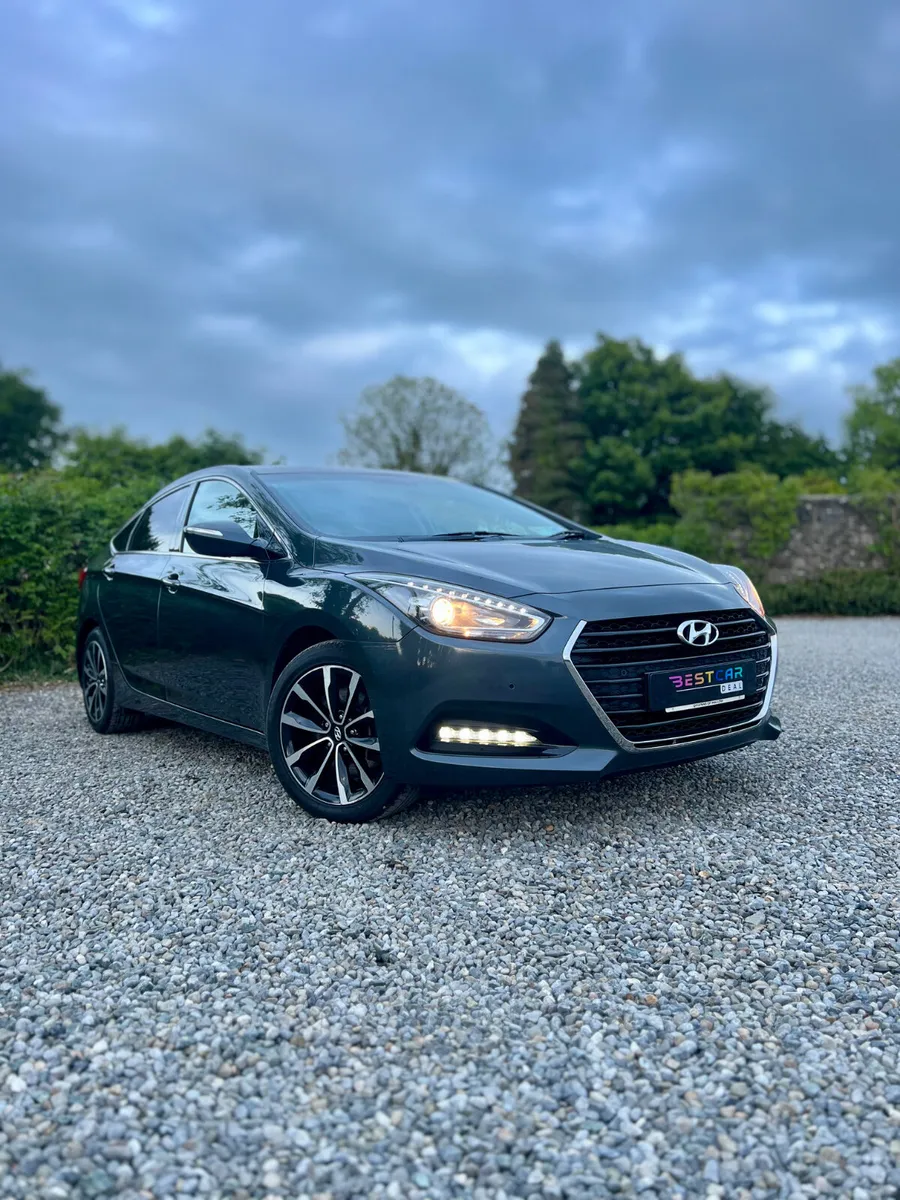 2017 Hyundai i40 Executive 2017 1.7 crdi - Image 1