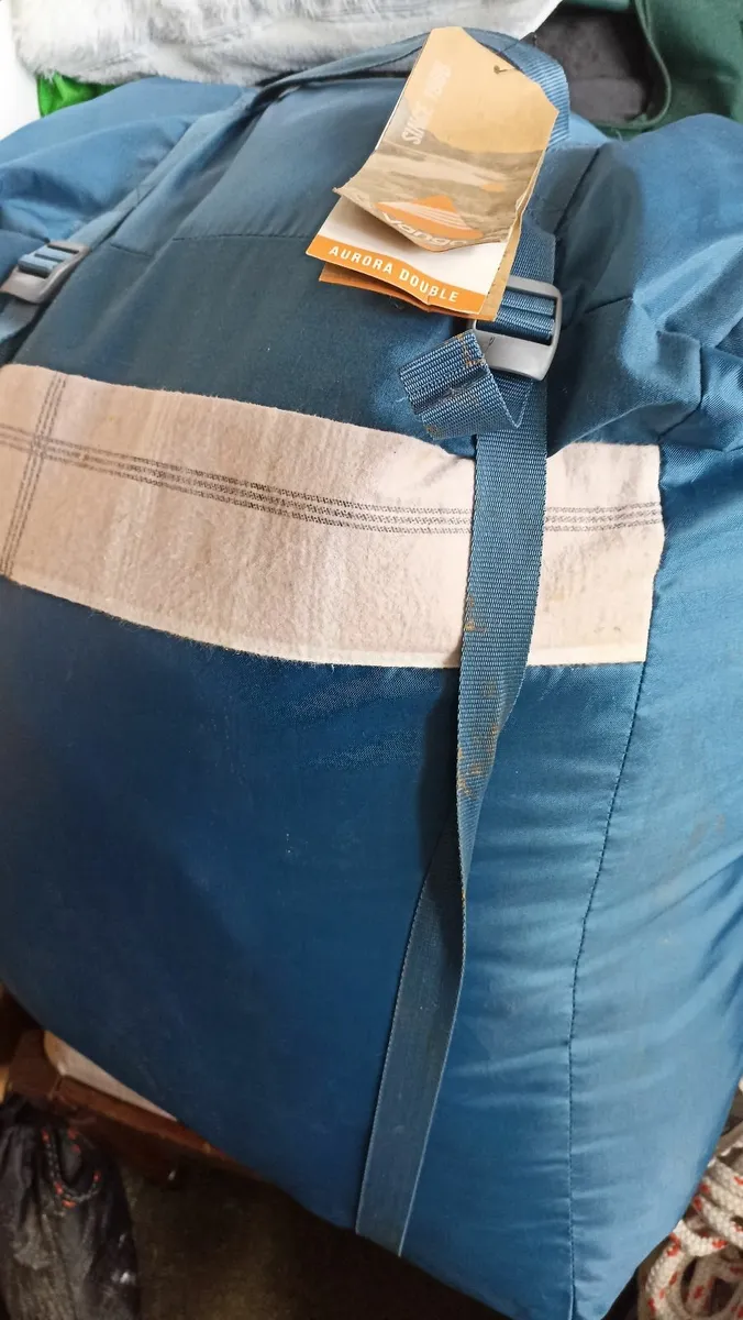 Vango Auroro Double Sleeping Bag - Image 2