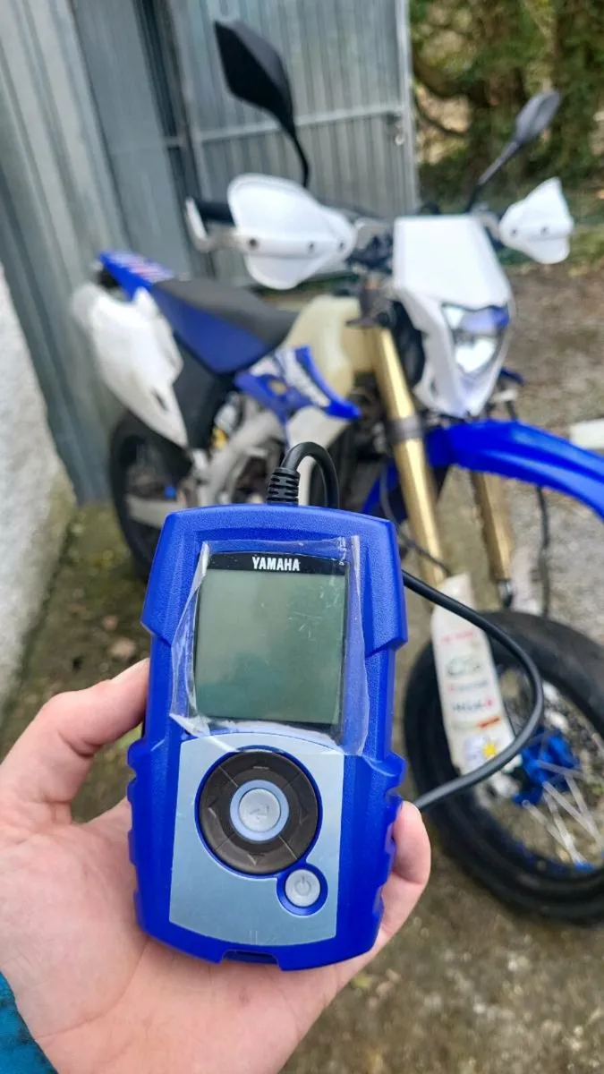 2016 WR450F GYTR ECU Road Reg Supermoto - Image 3