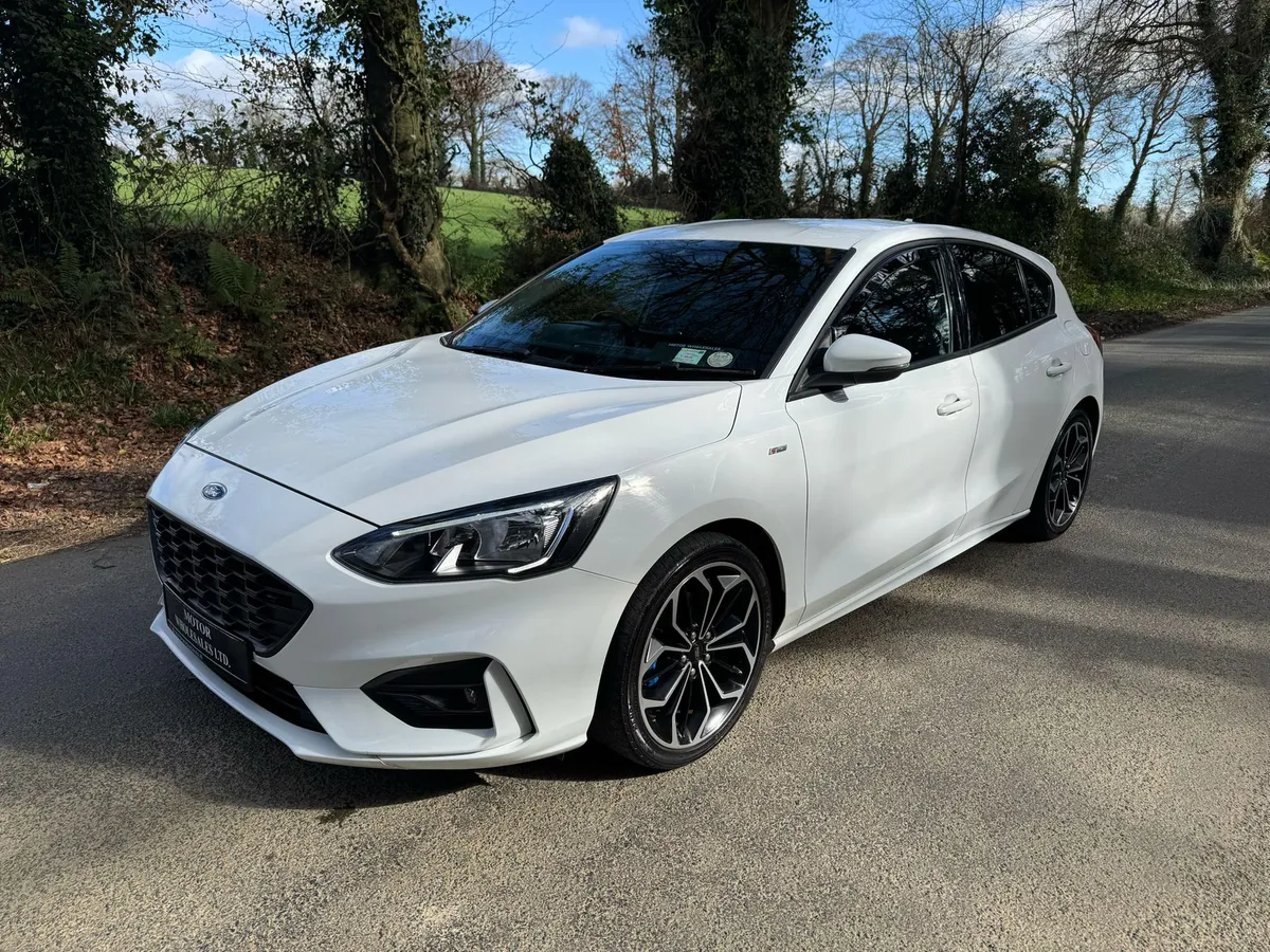192 FORD FOCUS ST LINE ECO BOOST - Image 4