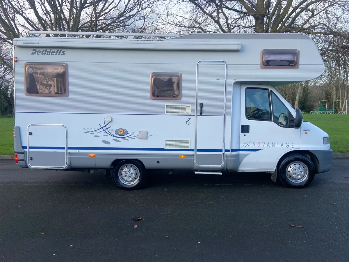 2001 DETHLEFFS 6 BERTH 6 BELTS NEW CVRT JULY 2026 - Image 4