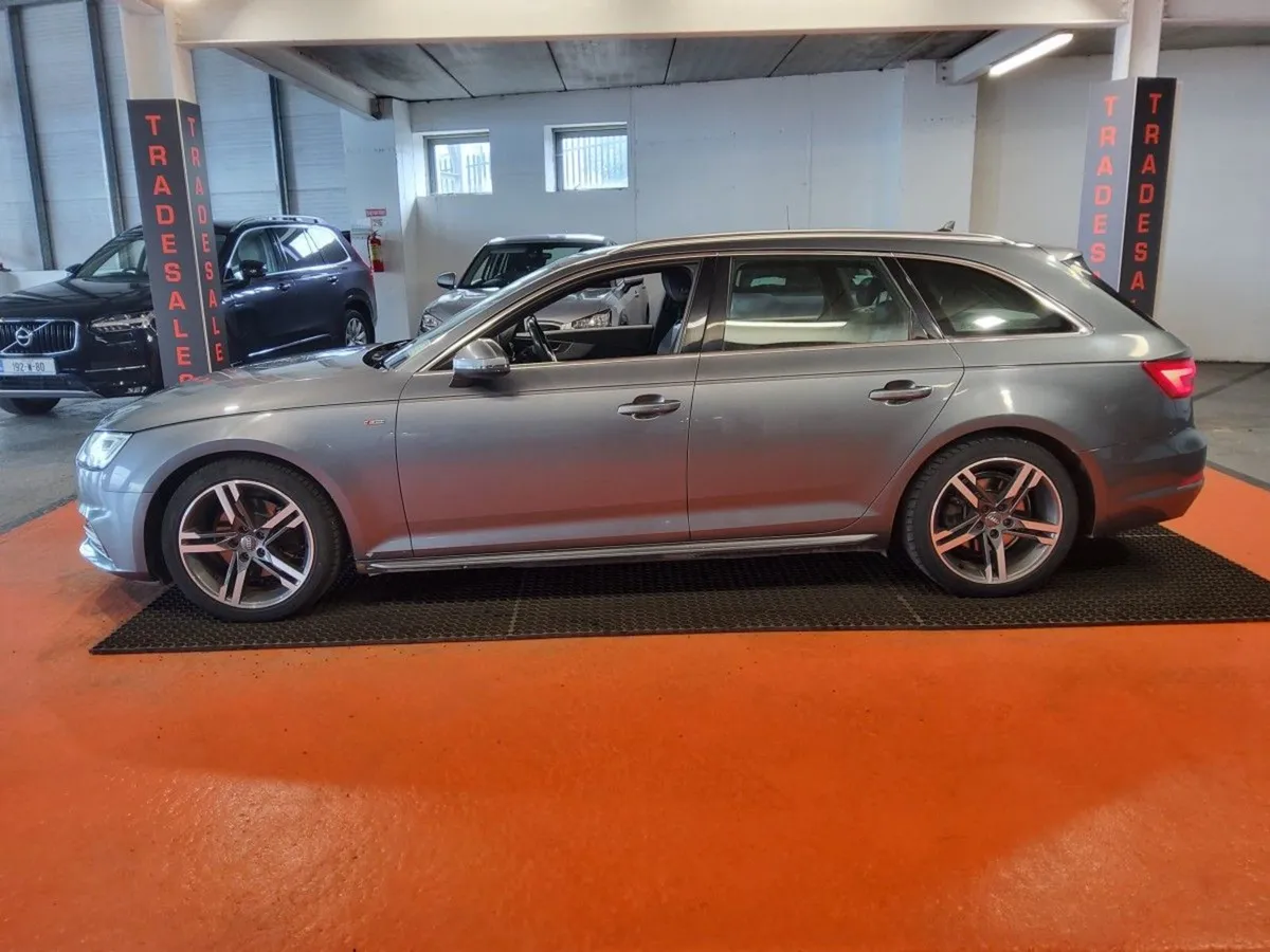 Audi A4 2.0tdi 150HP S Tronic S Line - Image 3