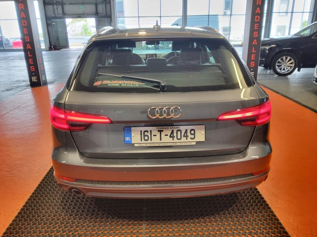 Audi A4 2.0tdi 150HP S Tronic S Line - Image 4