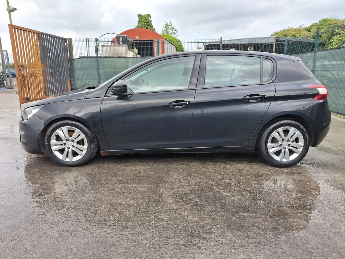 2014 Peugeot 308 1.6 Diesel - Image 3