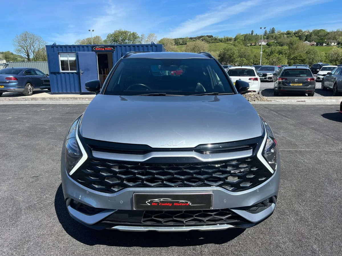 2023 Kia Sportage GT Line 1.6 PHEV 4X4 - Image 3