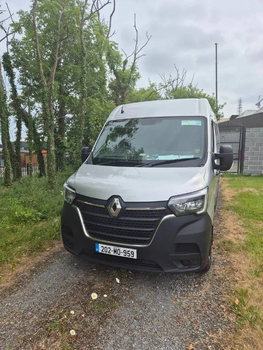 Renault Master 2020 - Image 1