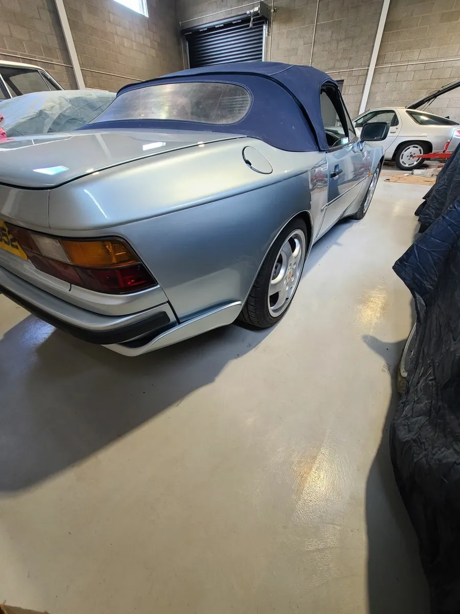 Porsche 944 1990 S2 Cabrio Convertible - Image 4