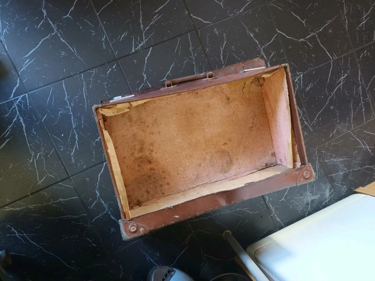 Vintage Suitcases - Image 2
