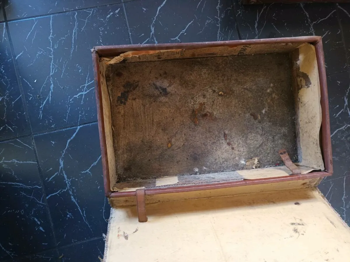 Vintage Suitcases - Image 3