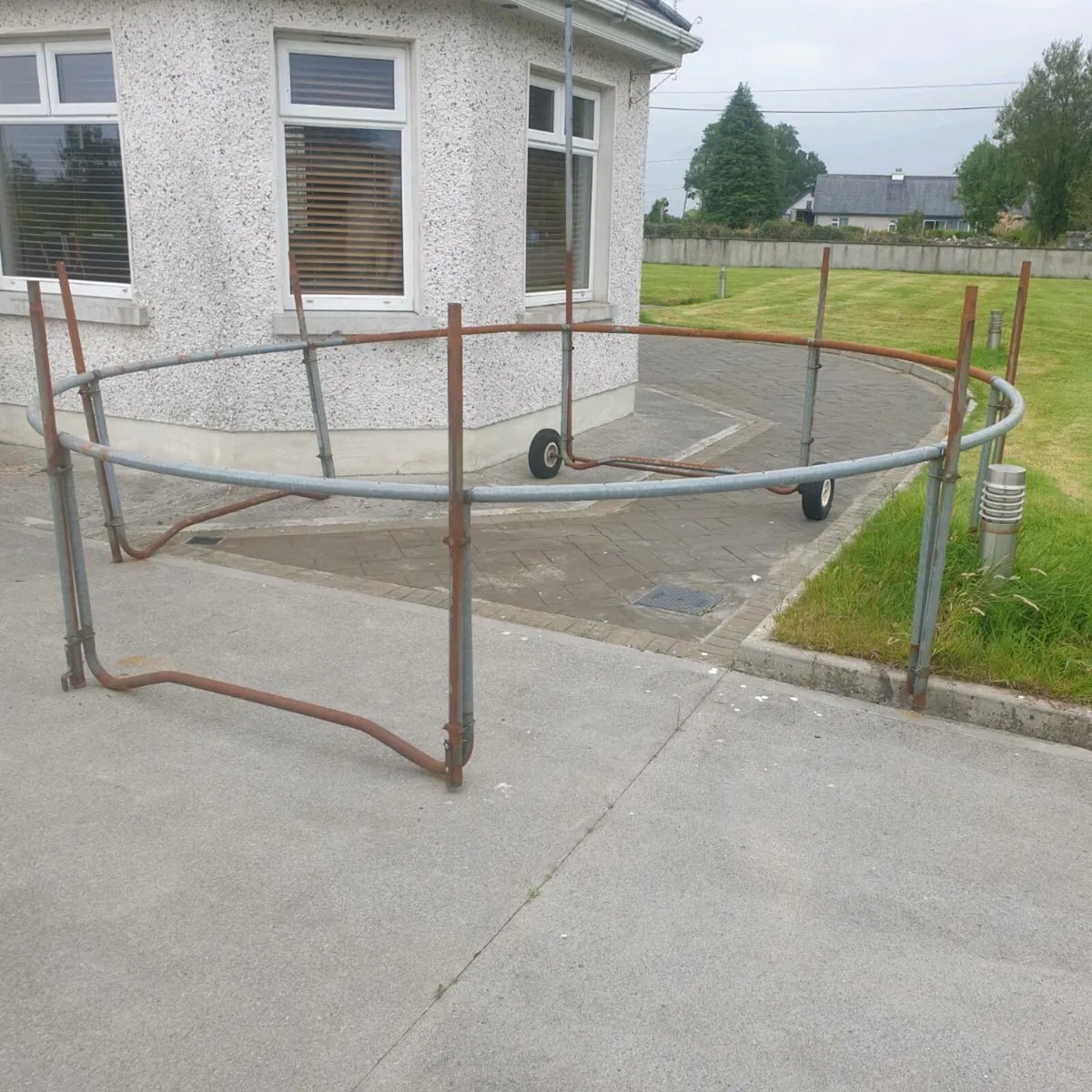 13ft Trampoline - Image 1
