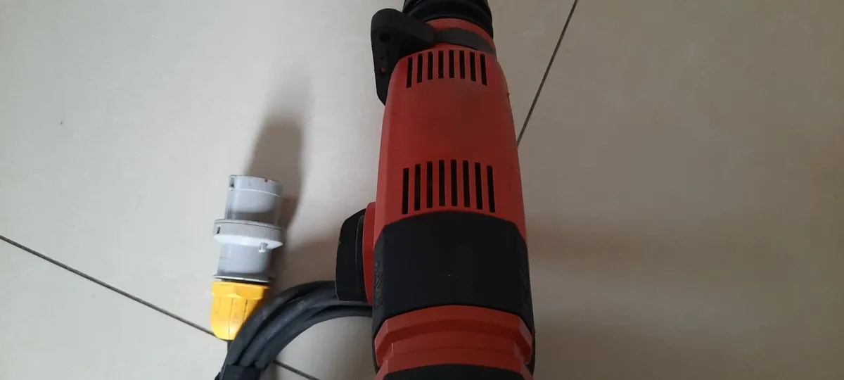 Hilti TE 30-AVR Sds+ 3 Mode 110v - Image 4