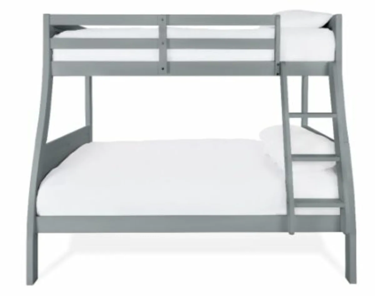 Children's bed - Image 1