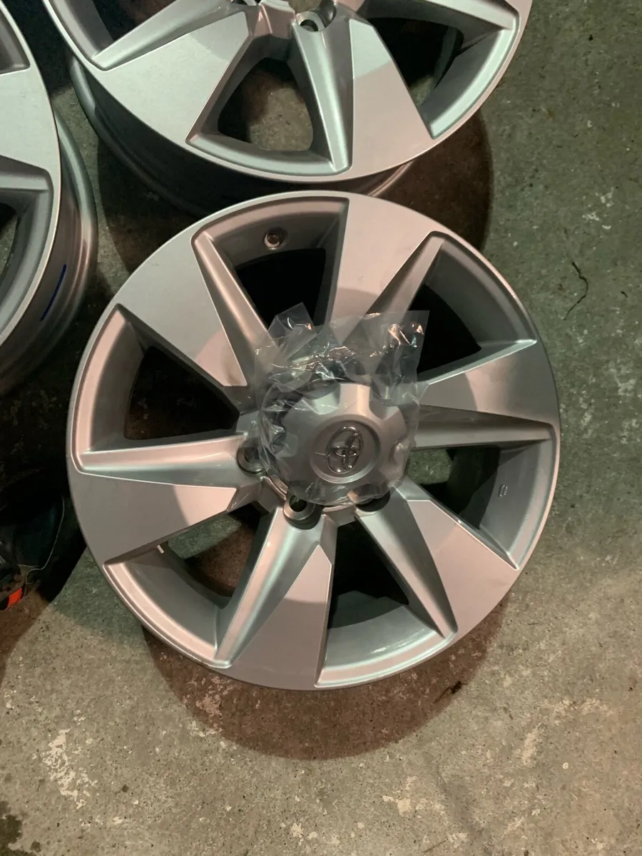 Landcruiser Alloy Wheels - Image 3